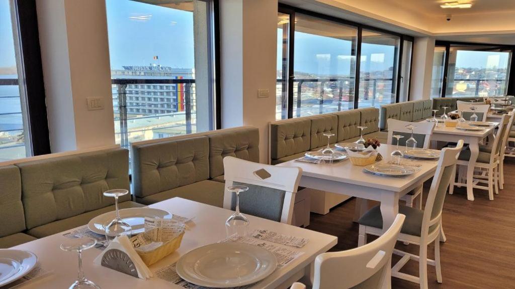 Hotel Condor Tulcea Bagian luar foto