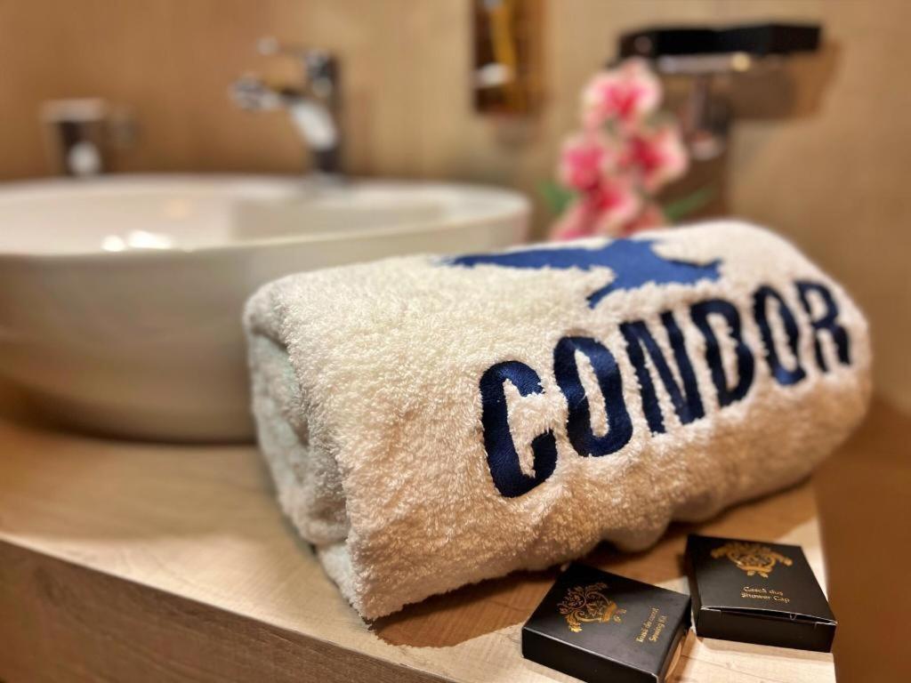 Hotel Condor Tulcea Bagian luar foto