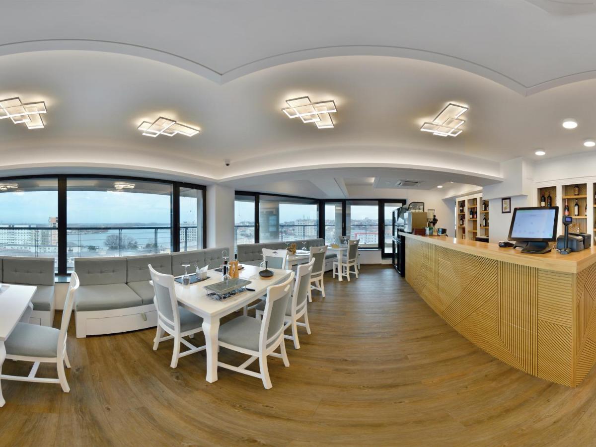 Hotel Condor Tulcea Bagian luar foto